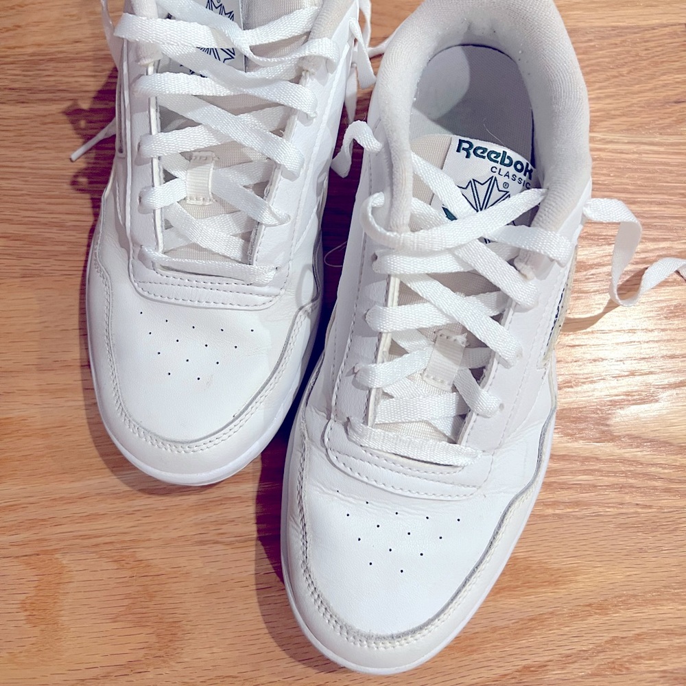 Reebok tennis shoes